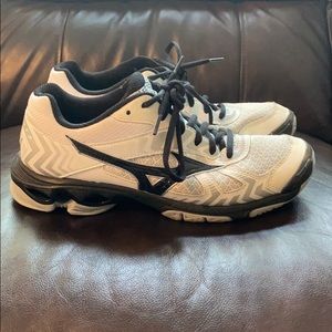 Women’s Volleyball Shoes